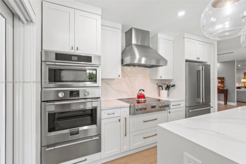 Casa en venta en Palmetto Bay, Florida, 4 dormitorios, 215.9 m2 № 1756660 - foto 21