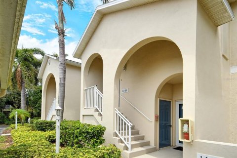 Condo in Sarasota, Florida, 2 bedrooms  № 1685441 - photo 3