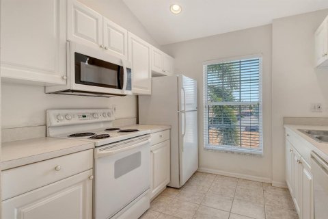 Condo in Sarasota, Florida, 2 bedrooms  № 1685441 - photo 18