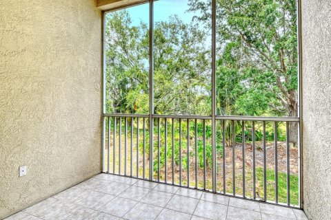 Condo in Sarasota, Florida, 2 bedrooms  № 1685441 - photo 9
