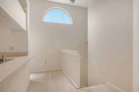Condo in Sarasota, Florida, 2 bedrooms  № 1685441 - photo 4