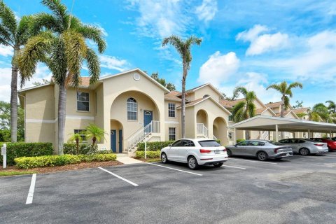 Condo in Sarasota, Florida, 2 bedrooms  № 1685441 - photo 2