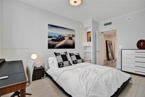 Copropriété à louer à Sunny Isles Beach, Floride: 4 chambres, 254.18 m2 № 1946858 - photo 29