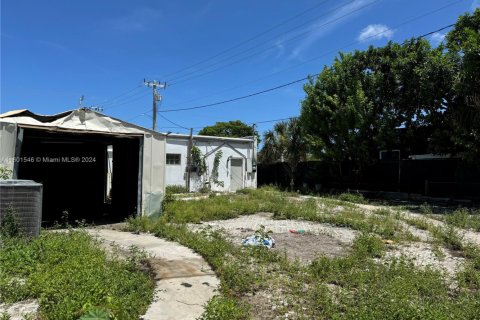 Commercial property in Oakland Park, Florida № 1963086 - photo 8