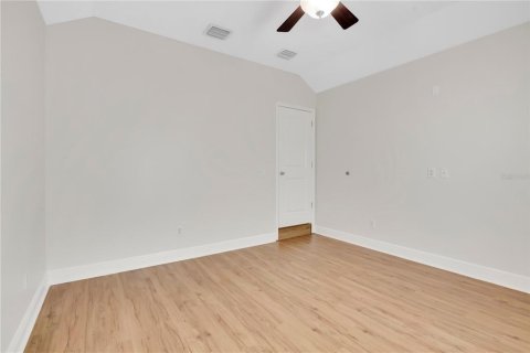 House in Orlando, Florida 3 bedrooms, 182.46 sq.m. № 2378070 - photo 20