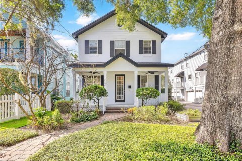 House in Orlando, Florida 3 bedrooms, 182.46 sq.m. № 2378070