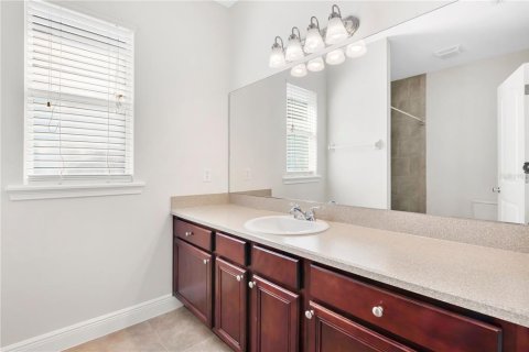 House in Orlando, Florida 3 bedrooms, 182.46 sq.m. № 2378070 - photo 16
