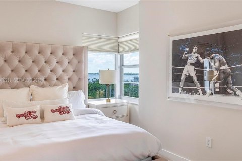 Condominio en alquiler en Miami Beach, Florida, 2 dormitorios, 166.3 m2 № 2085960 - foto 23