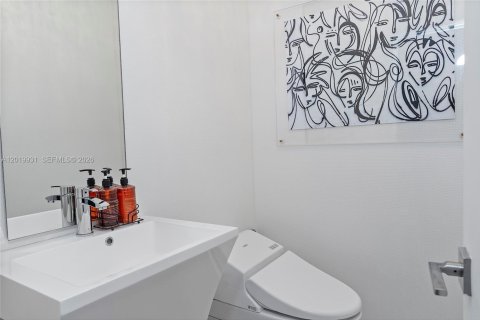 Condominio en alquiler en Miami Beach, Florida, 2 dormitorios, 166.3 m2 № 2085960 - foto 30