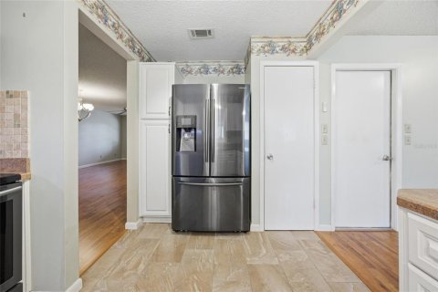 House in Ocala, Florida 2 bedrooms, 145.95 sq.m. № 2098300 - photo 21