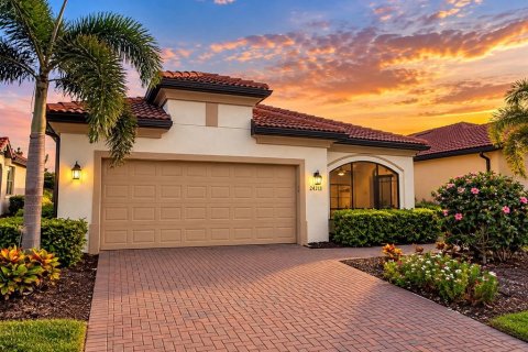Villa ou maison à vendre à Venice, Floride: 2 chambres, 177.16 m2 № 2415397 - photo 2