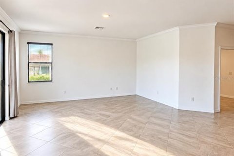 Villa ou maison à vendre à Venice, Floride: 2 chambres, 177.16 m2 № 2415397 - photo 8