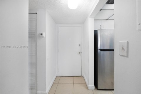 Купить кондоминиум в Майами, Флорида 2 спальни, 78.78м2, № 2069407 - фото 5