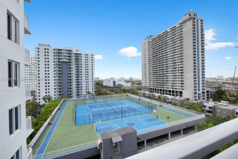 Купить кондоминиум в Майами, Флорида 2 спальни, 78.78м2, № 2069407 - фото 12