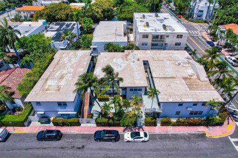 Condo in Miami Beach, Florida  № 1850660 - photo 2