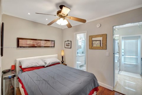 Condo in Miami Beach, Florida  № 1850660 - photo 8
