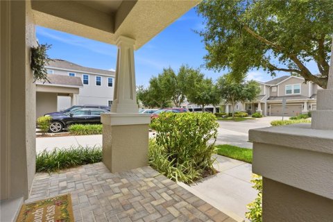 Touwnhouse à vendre à Tampa, Floride: 3 chambres, 216.83 m2 № 2151331 - photo 6