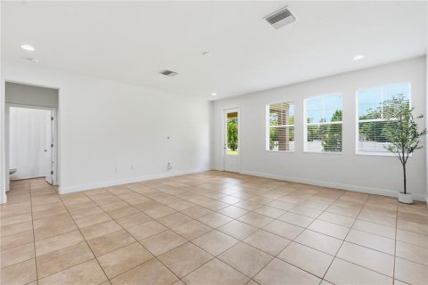 Touwnhouse à vendre à Tampa, Floride: 3 chambres, 216.83 m2 № 2151331 - photo 22