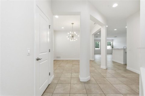 Touwnhouse à vendre à Tampa, Floride: 3 chambres, 216.83 m2 № 2151331 - photo 11