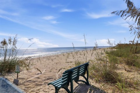 Condo in Palm Coast, Florida, 2 bedrooms  № 2329722 - photo 10