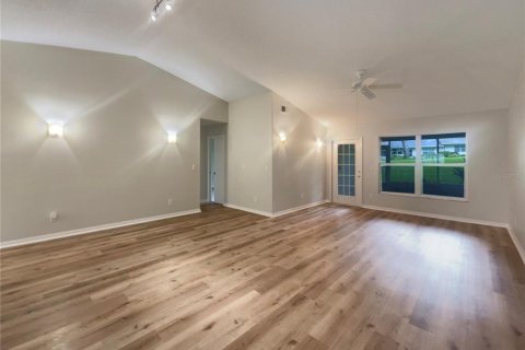 Touwnhouse à vendre à Clermont, Floride: 2 chambres, 111.11 m2 № 1901557 - photo 18