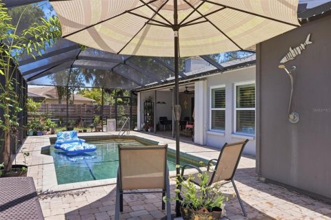 House in Sarasota, Florida 4 bedrooms, 194.63 sq.m. № 2217717 - photo 4