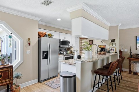 House in Sarasota, Florida 4 bedrooms, 194.63 sq.m. № 2217717 - photo 15