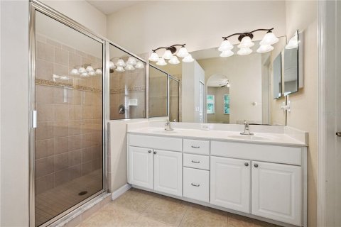 Casa en venta en Tampa, Florida, 4 dormitorios, 212.93 m2 № 1853632 - foto 20