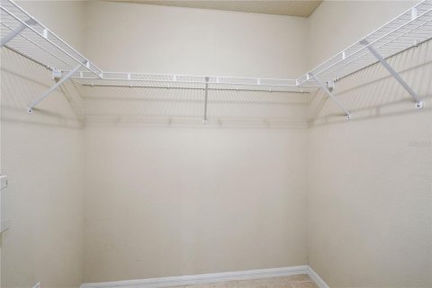 Casa en venta en Tampa, Florida, 4 dormitorios, 212.93 m2 № 1853632 - foto 18