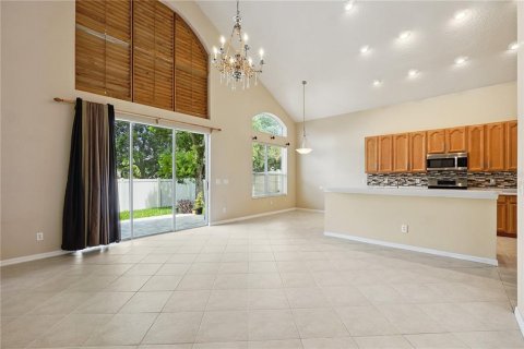 Casa en venta en Tampa, Florida, 4 dormitorios, 212.93 m2 № 1853632 - foto 13