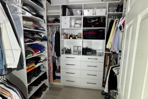 Touwnhouse à vendre à Doral, Floride: 4 chambres, 200.3 m2 № 1956060 - photo 21