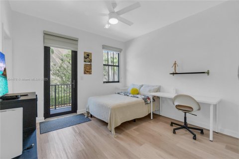 Touwnhouse à vendre à Doral, Floride: 4 chambres, 200.3 m2 № 1956060 - photo 25