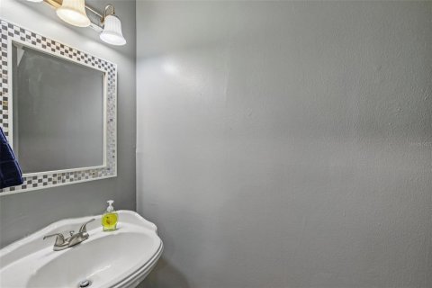 Adosado en venta en Tampa, Florida, 2 dormitorios, 133.78 m2 № 1792672 - foto 27