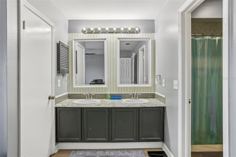 Adosado en venta en Tampa, Florida, 2 dormitorios, 133.78 m2 № 1792672 - foto 6