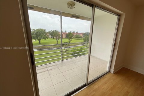 Купить кондоминиум в Санрайз, Флорида 2 спальни, 95.69м2, № 1930808 - фото 11