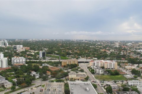 Condo in Miami, Florida, 1 bedroom  № 1705146 - photo 7