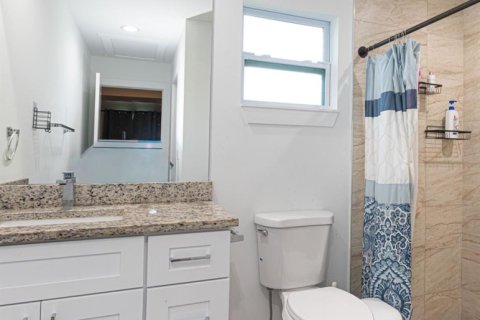 House in Okeechobee, Florida 3 bedrooms, 130.43 sq.m. № 2084199 - photo 15
