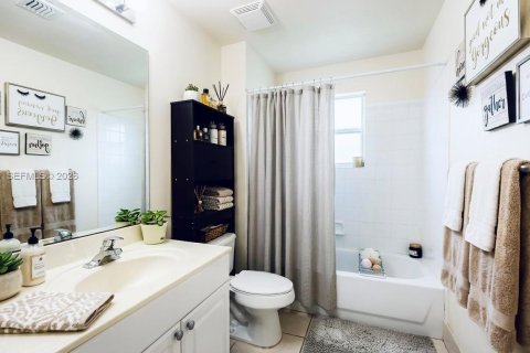 Copropriété à vendre à Boca Raton, Floride: 2 chambres, 100.43 m2 № 2064272 - photo 12