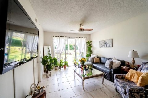 Copropriété à vendre à Boca Raton, Floride: 2 chambres, 100.43 m2 № 2064272 - photo 11