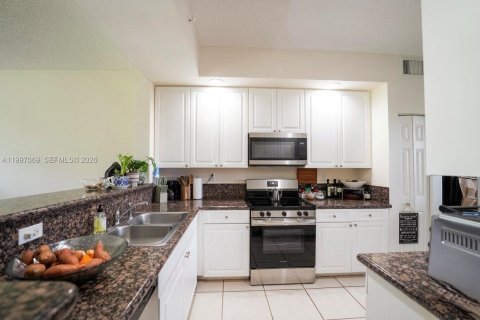 Copropriété à vendre à Boca Raton, Floride: 2 chambres, 100.43 m2 № 2064272 - photo 6