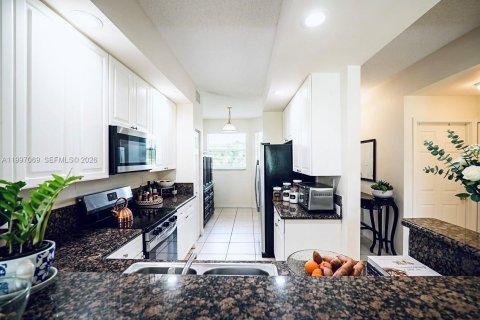 Copropriété à vendre à Boca Raton, Floride: 2 chambres, 100.43 m2 № 2064272 - photo 9