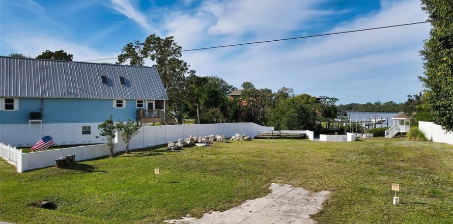 Land in Nokomis, Florida № 2213843