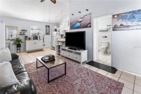 Casa en venta en Gulfport, Florida, 4 dormitorios, 161.46 m2 № 2351929 - foto 20