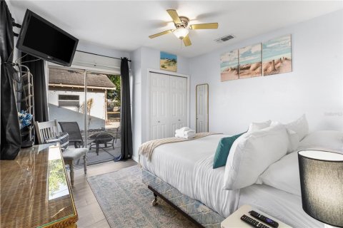 Casa en venta en Gulfport, Florida, 4 dormitorios, 161.46 m2 № 2351929 - foto 27