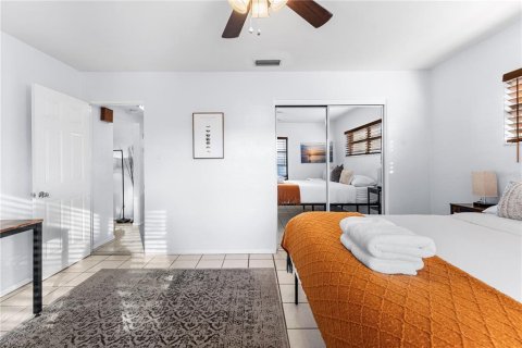 Casa en venta en Gulfport, Florida, 4 dormitorios, 161.46 m2 № 2351929 - foto 13