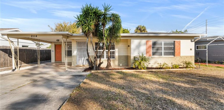 Casa en Gulfport, Florida 4 dormitorios, 161.46 m2 № 2351929
