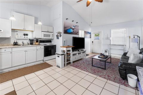 Casa en venta en Gulfport, Florida, 4 dormitorios, 161.46 m2 № 2351929 - foto 22