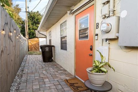 Casa en venta en Gulfport, Florida, 4 dormitorios, 161.46 m2 № 2351929 - foto 5