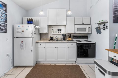 Casa en venta en Gulfport, Florida, 4 dormitorios, 161.46 m2 № 2351929 - foto 24