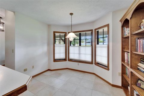 House in Dover, Florida 3 bedrooms, 177.44 sq.m. № 1615532 - photo 18